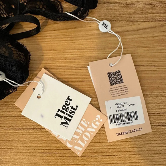 Tiger Mist Abigail Lingerie Set Small New - Picture 5 of 7